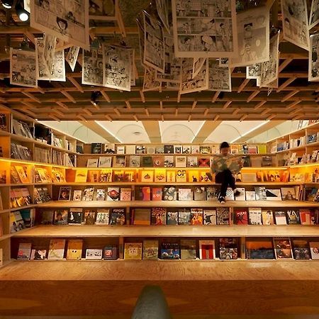 Хостел Book And Bed Tokyo Shinjuku Экстерьер фото